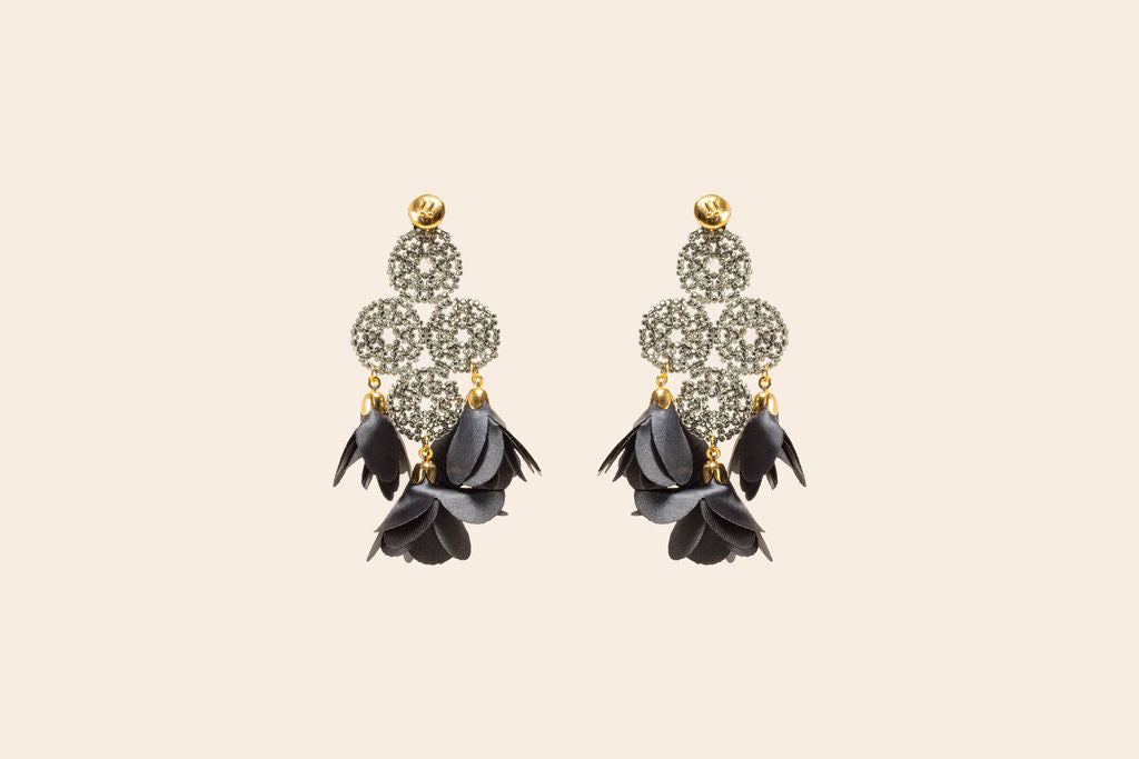 Aretes Tejidos con Flores