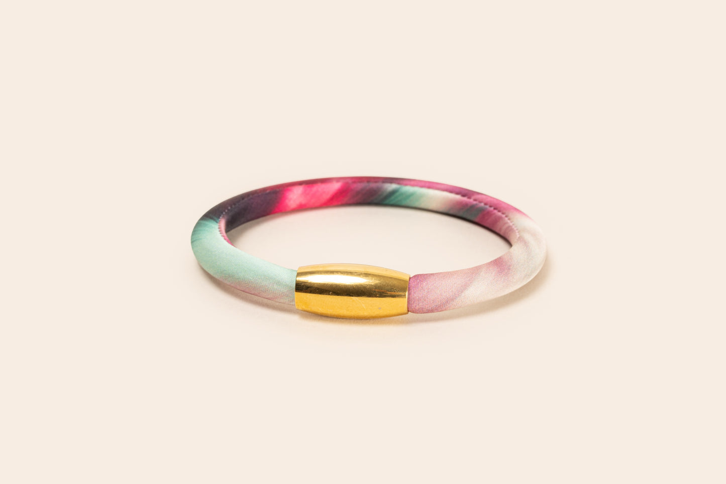 PULSERA IMAN GRANDE CON SEDA
