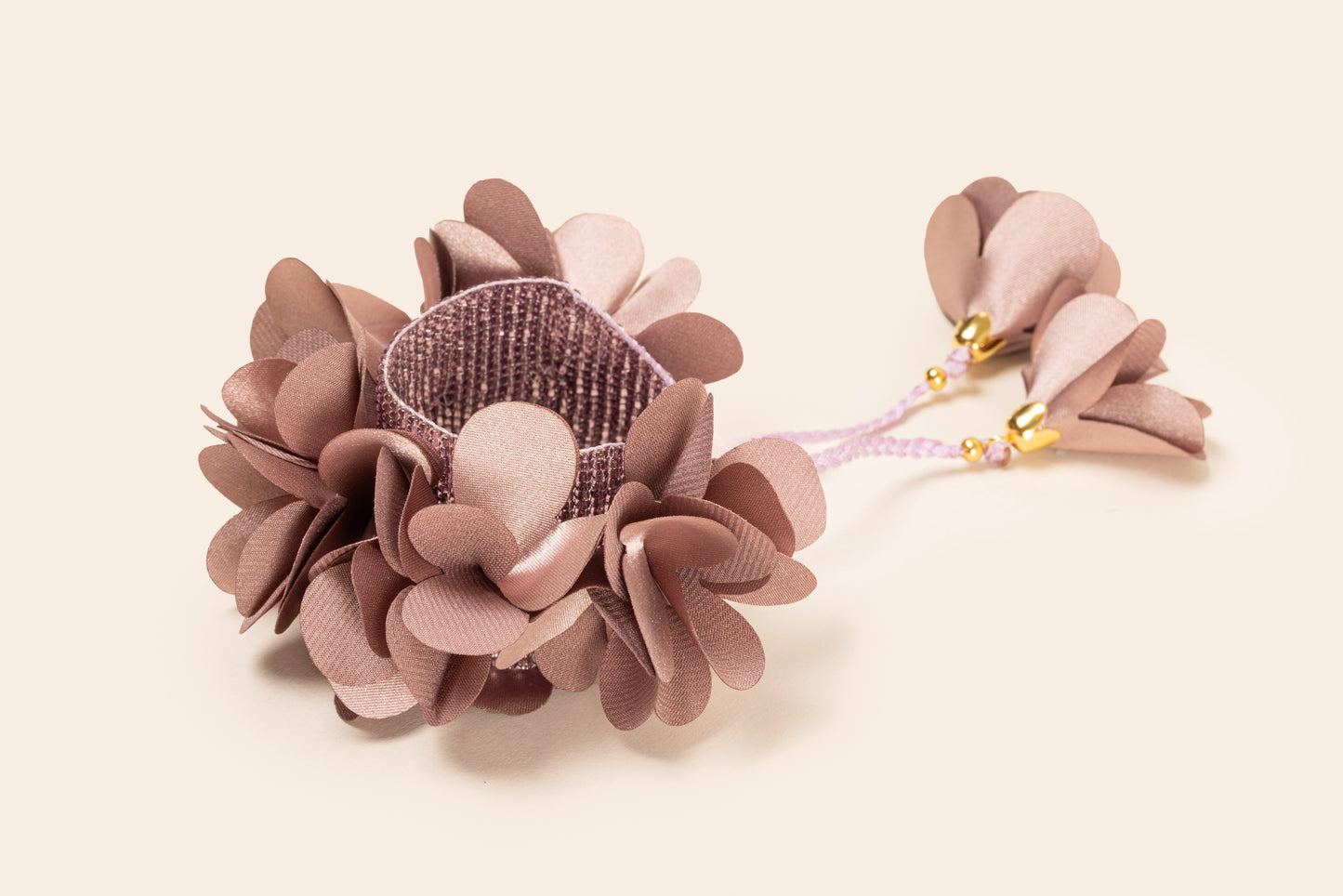 PULSERA DE FLORES