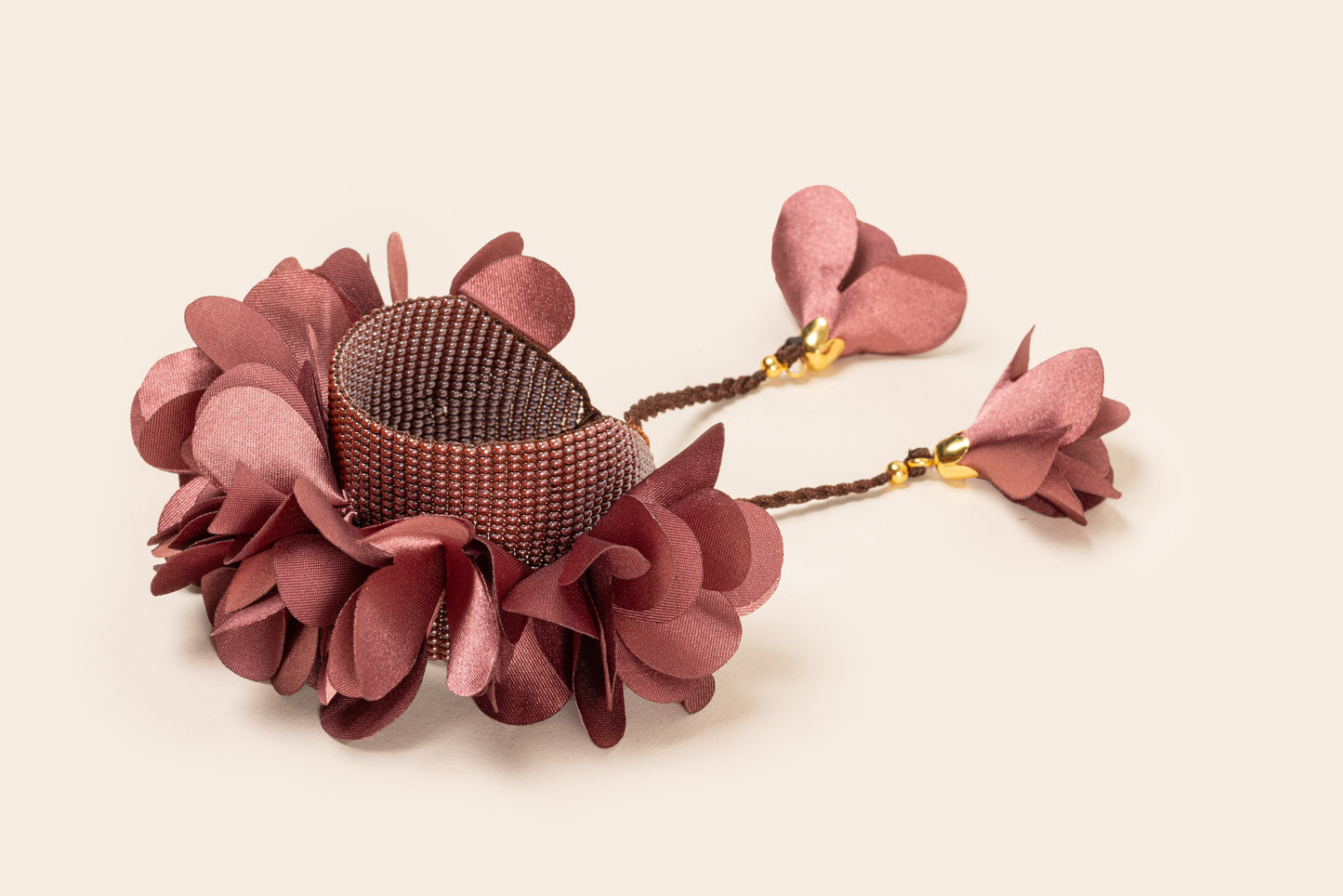 PULSERA DE FLORES