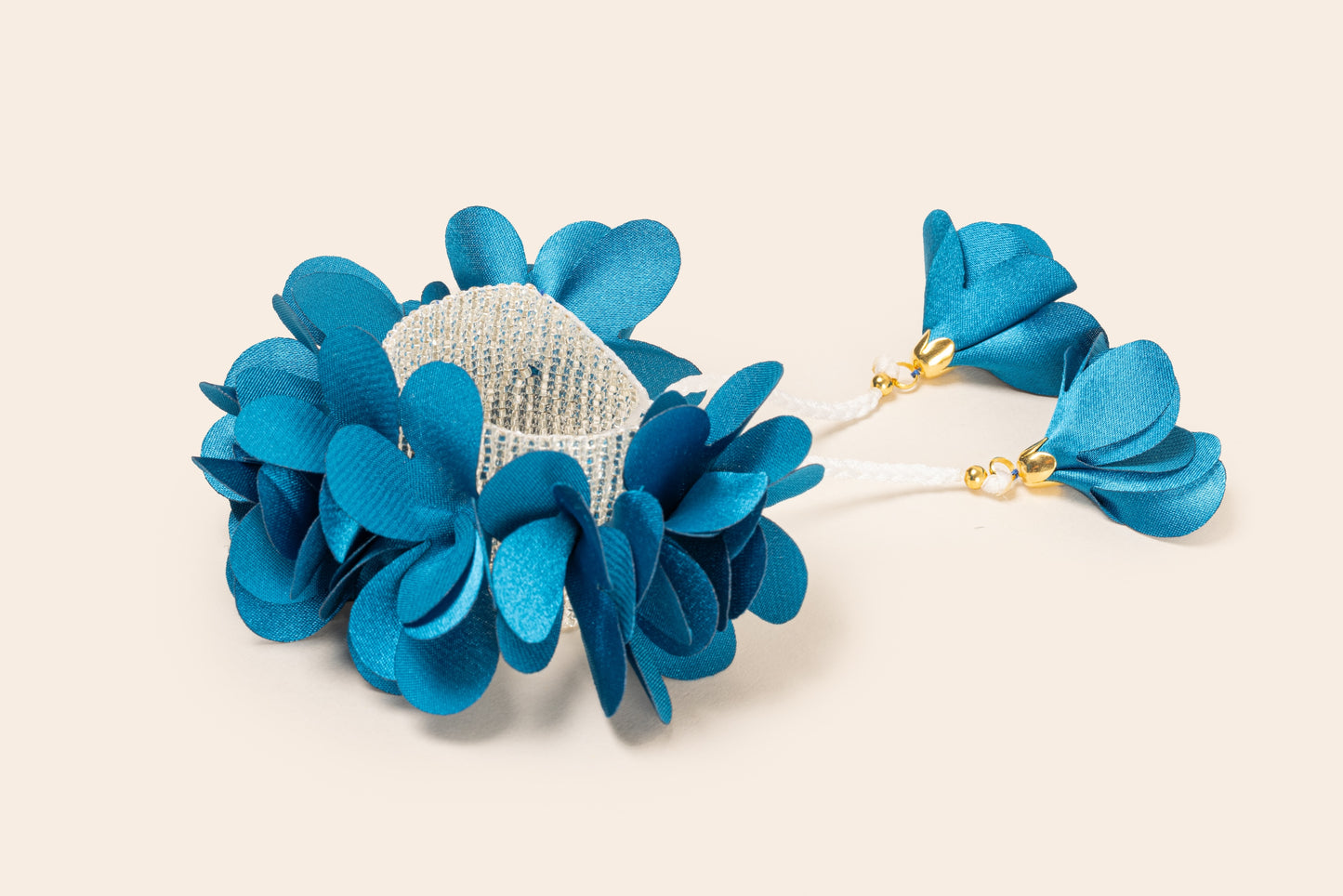 PULSERA DE FLORES