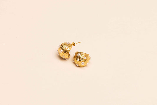 Aretes Arracada con Perla Incrustada