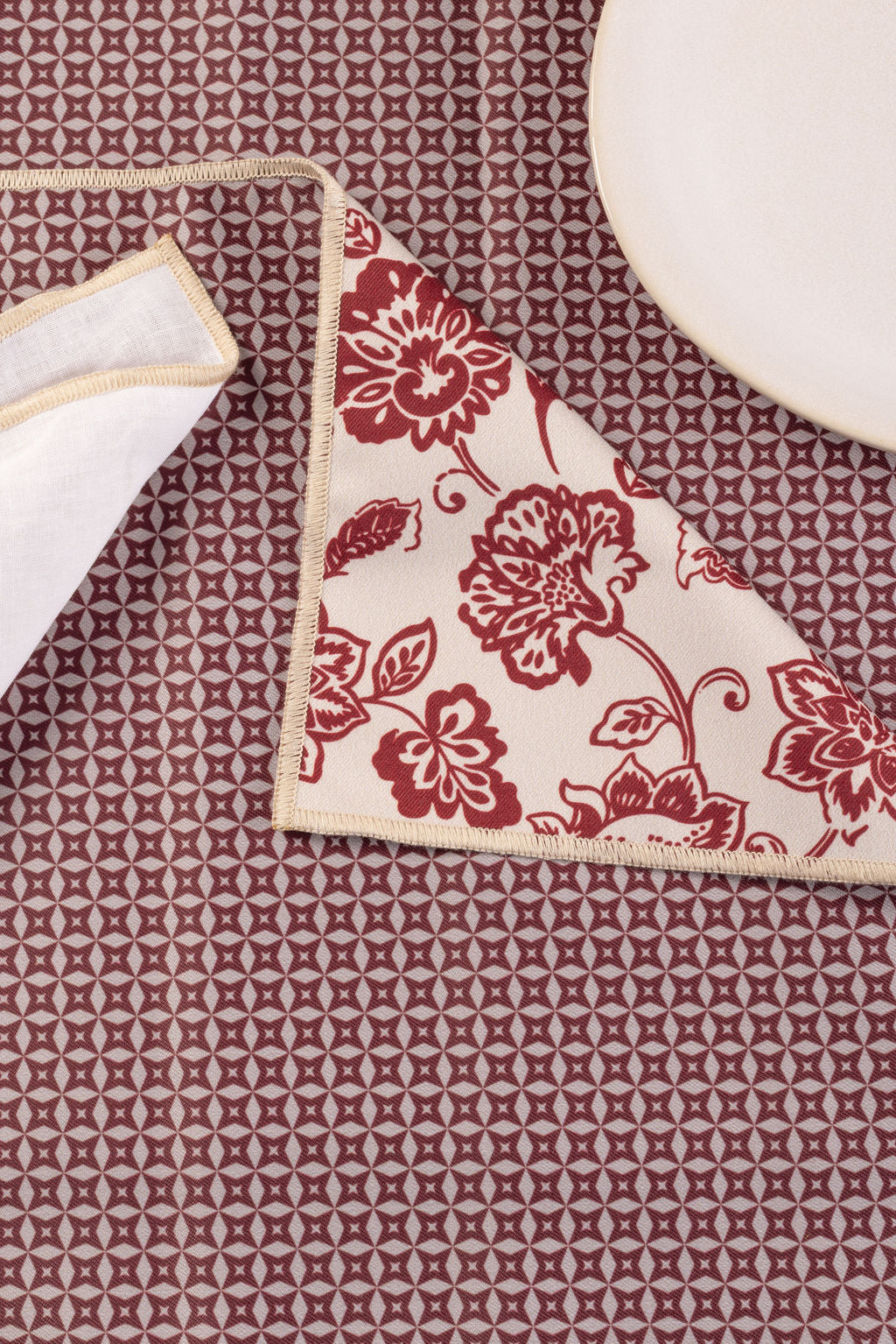 4 Manteles Individuales y 4 Servilletas Vino con Beige