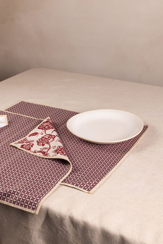 4 Manteles Individuales y 4 Servilletas Vino con Beige