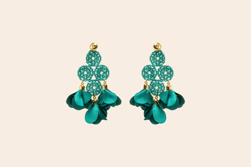 Aretes Tejidos con Flores