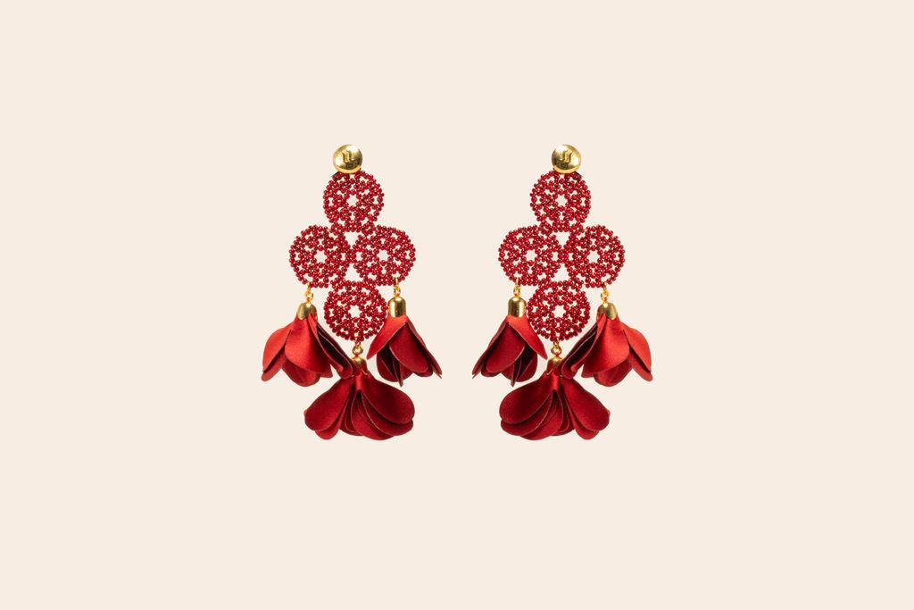 Aretes Tejidos con Flores