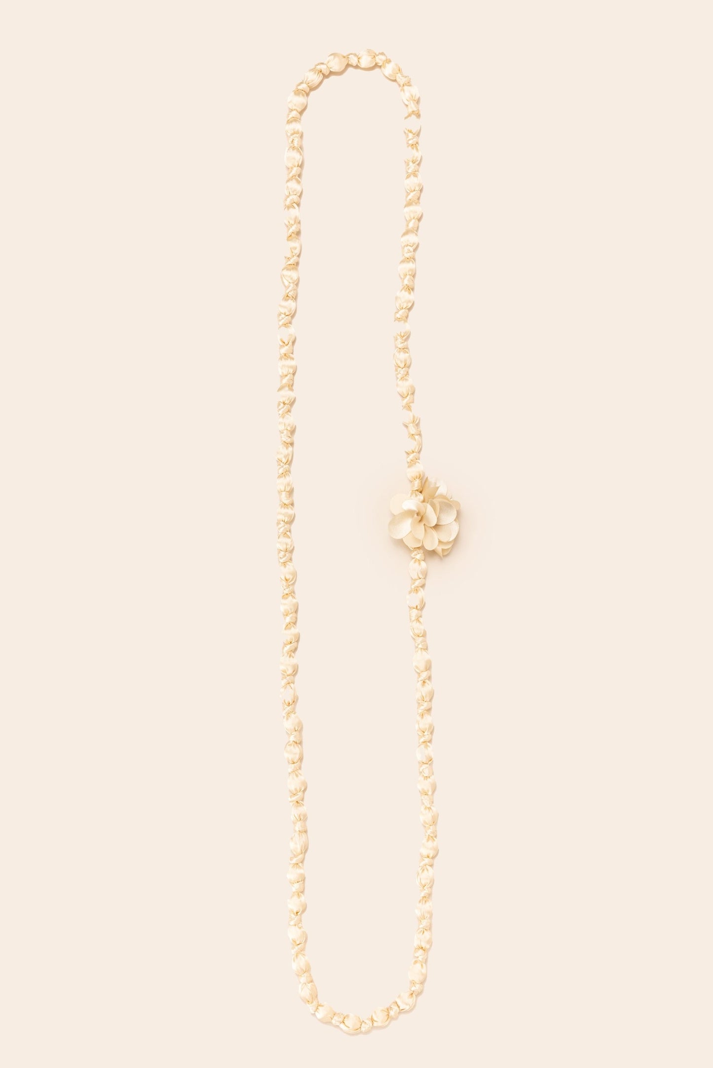 COLLAR NUDOS