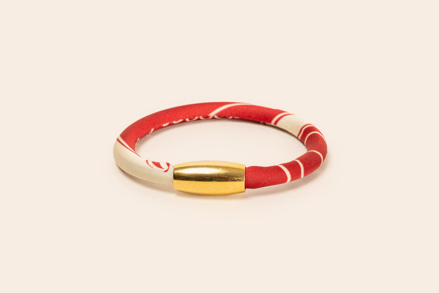 PULSERA IMAN GRANDE CON SEDA