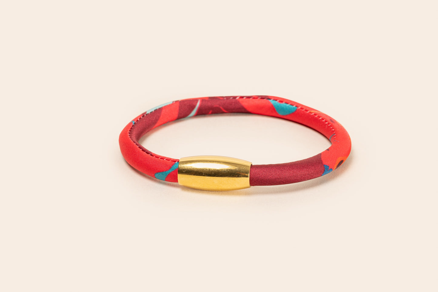 PULSERA IMAN GRANDE CON SEDA