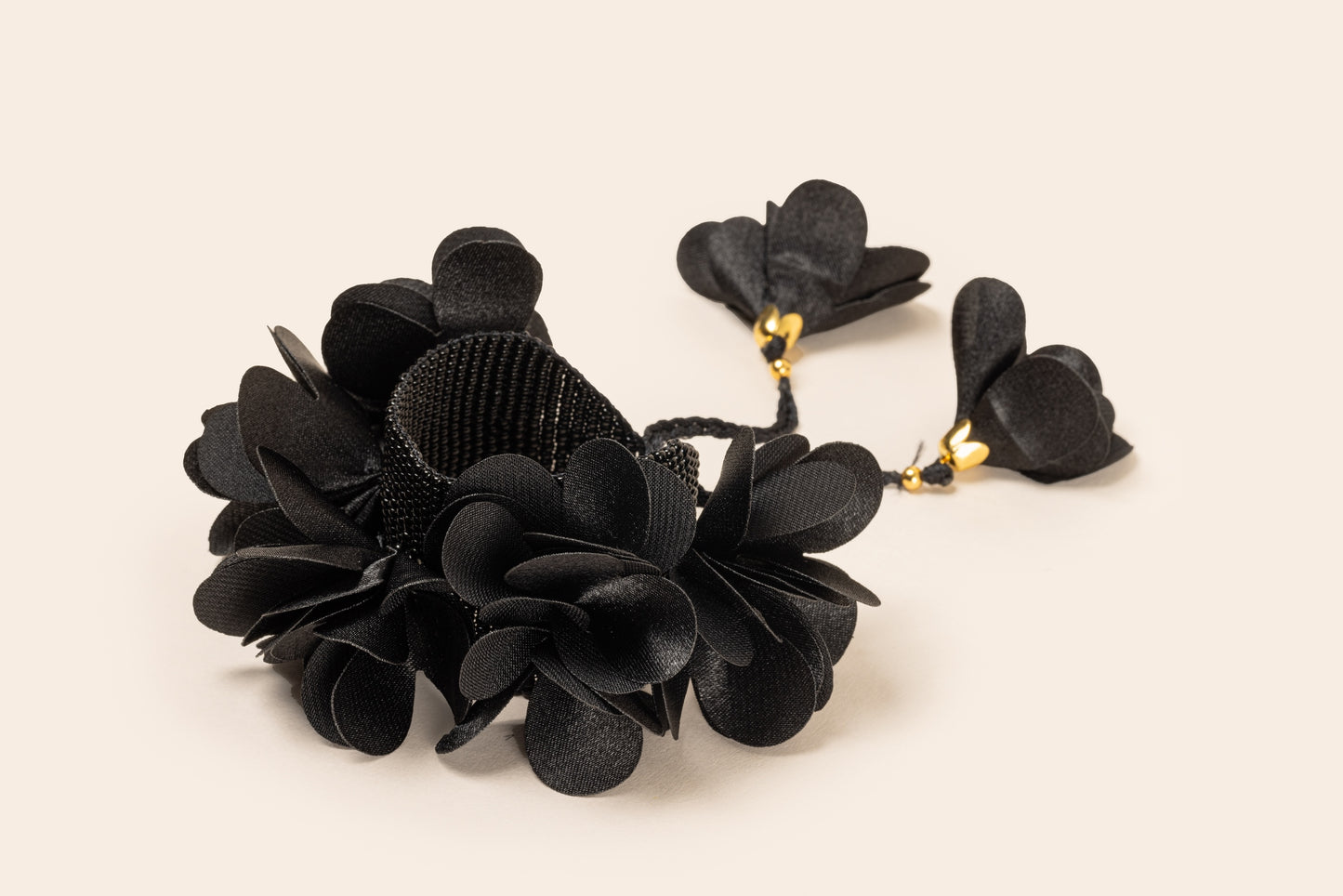 PULSERA DE FLORES