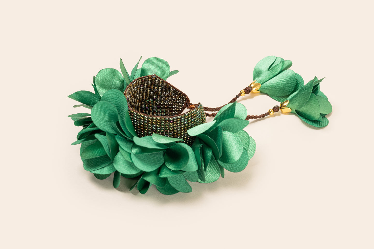 PULSERA DE FLORES