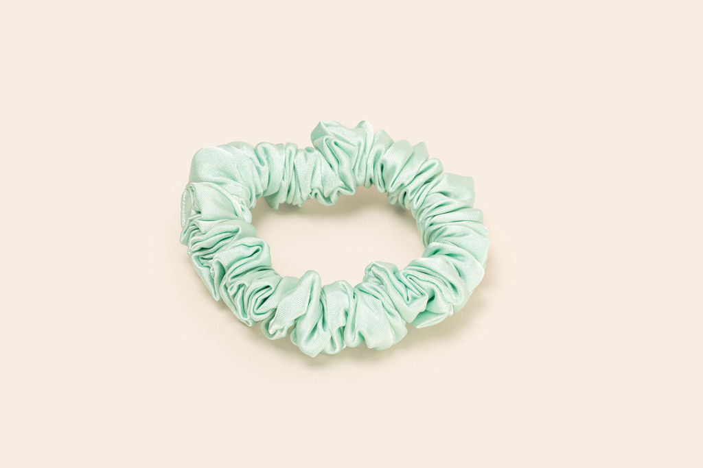 SCRUNCHIE CHICA