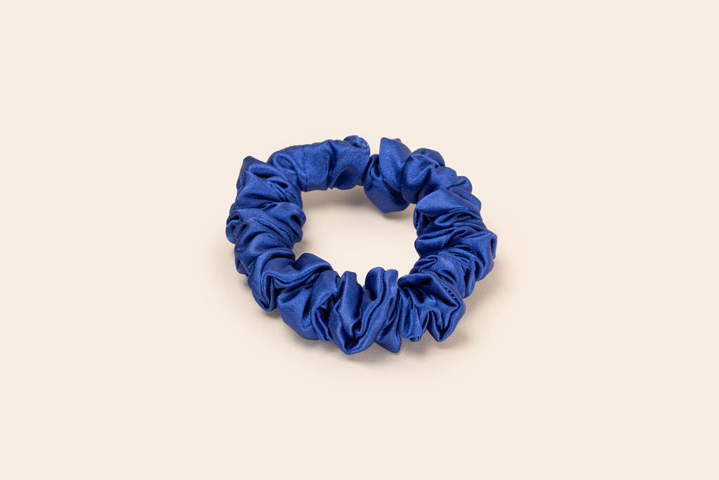 SCRUNCHIE CHICA