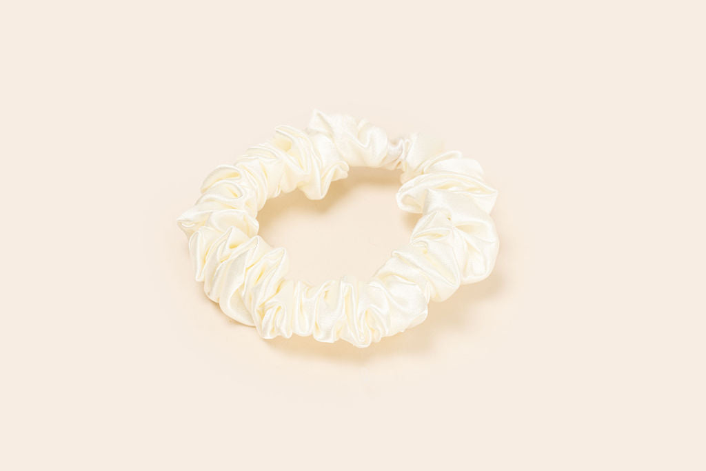 SCRUNCHIE CHICA
