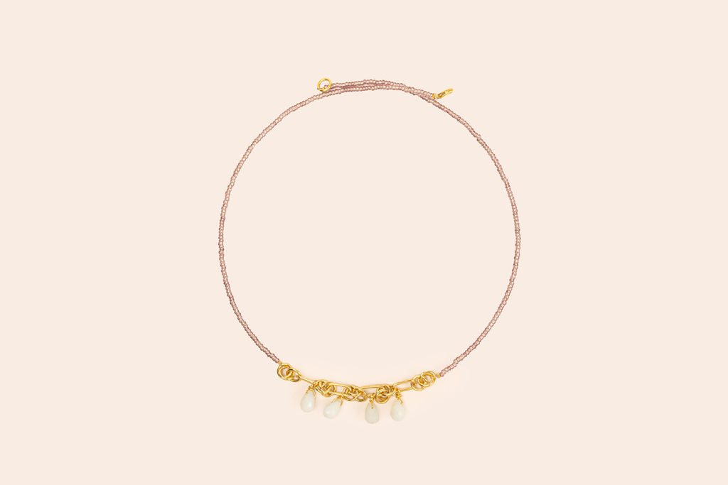 Collar de Chakira con Cadena y Piedras Naturales